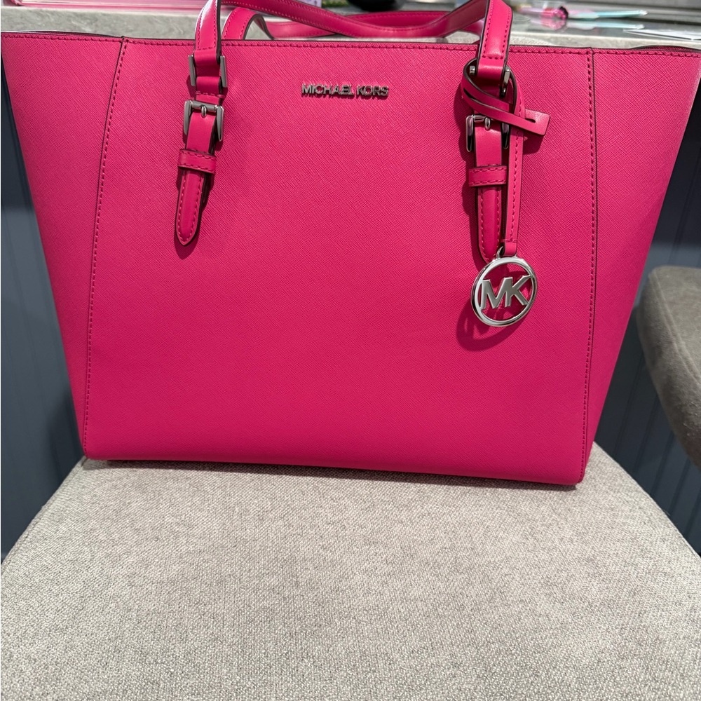 Michael Kors Fuchsia Tote Bag Charlotte